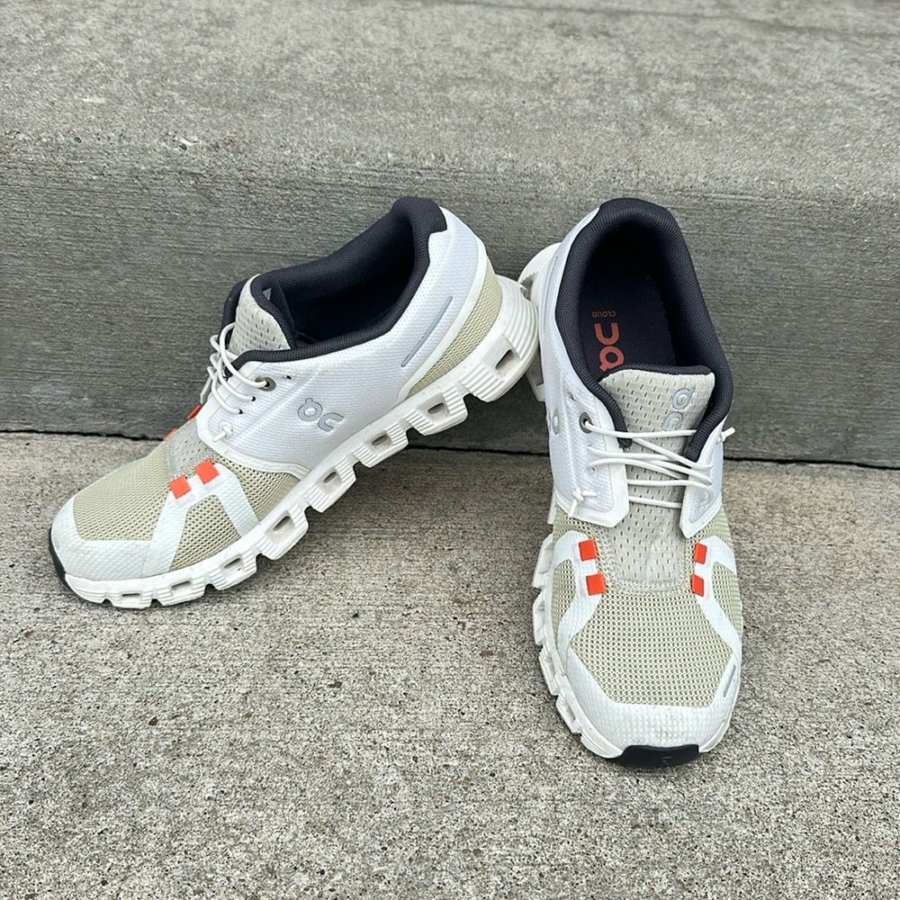 Cloud 5 push tennis shoes